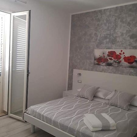 Appartamenti Tiziana Λαμπεντούζα Εξωτερικό φωτογραφία
